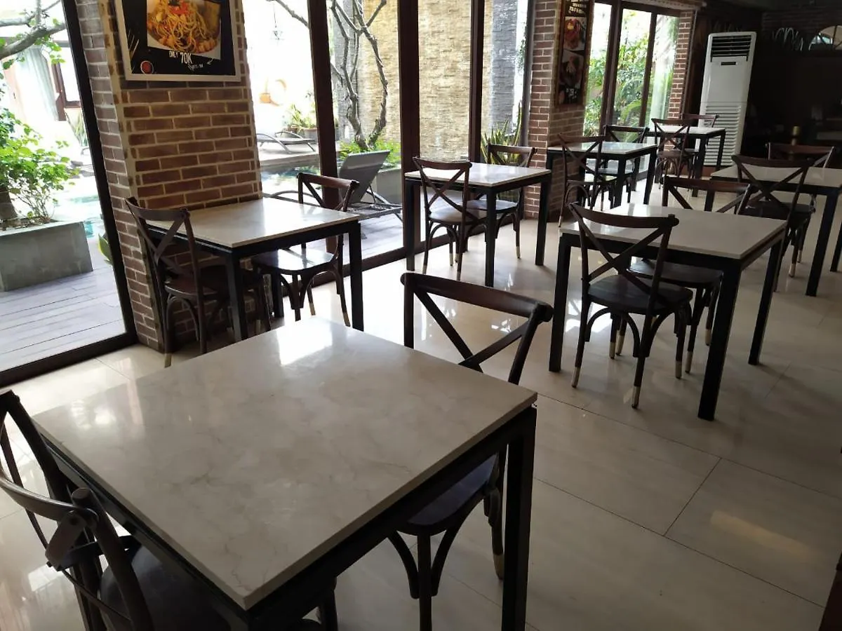 D'Primahotel Seminyak סמיניאק