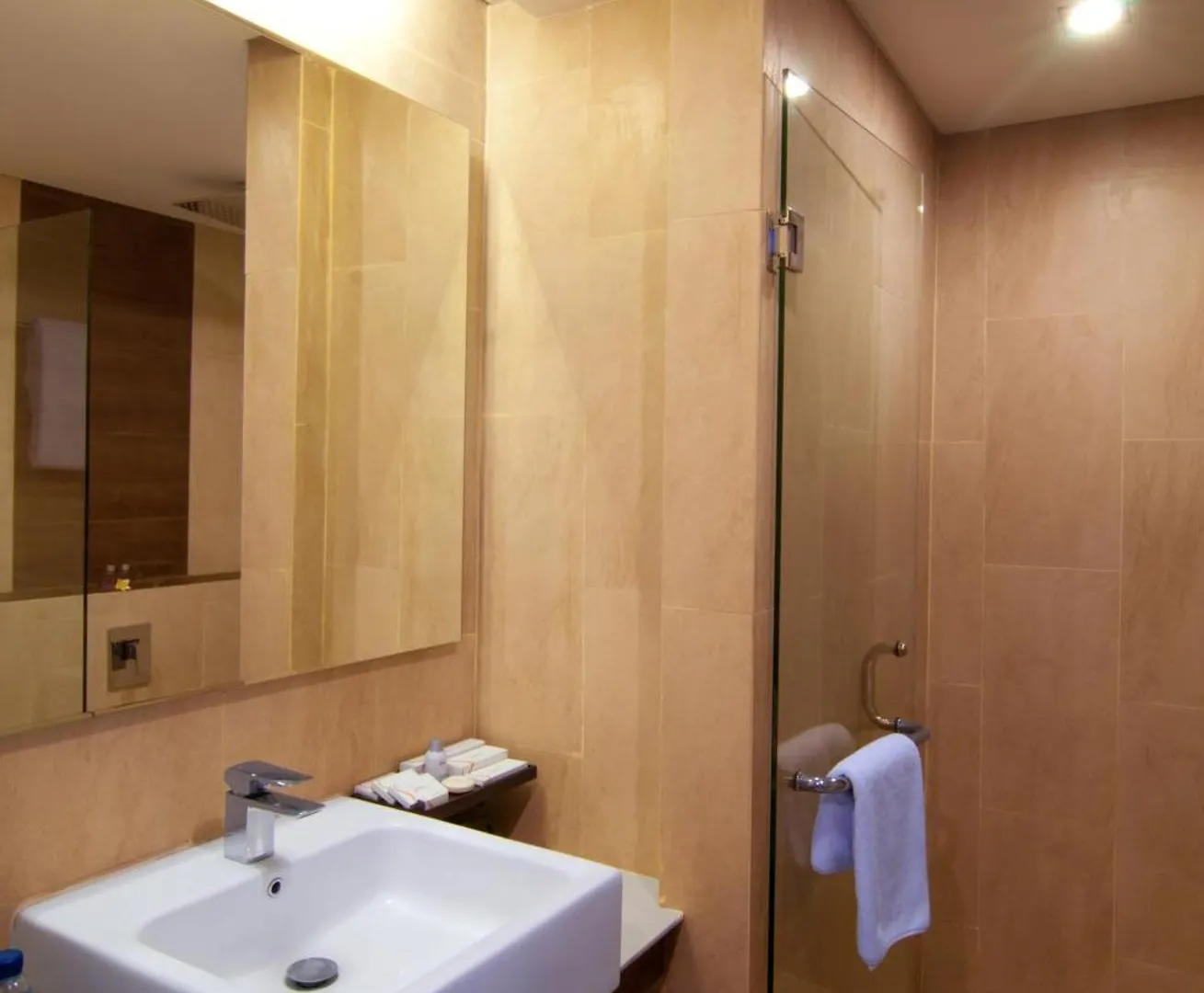 מלון D'Primahotel Seminyak